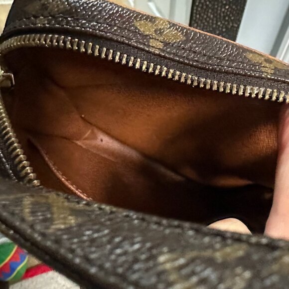 Louis Vuitton Danube Monogram Crossbody Handbag SL1919 Authentic COA Included - Picture 14 of 16